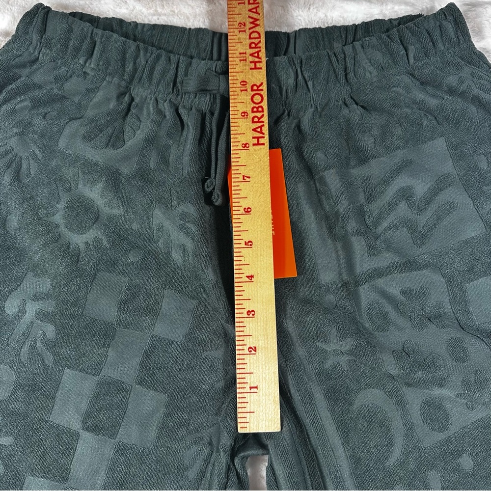 Shorts Set - Picture 14 of 14